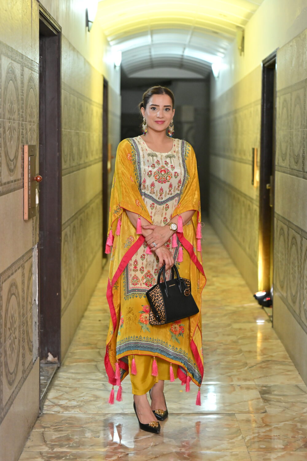 Shop Primary Image Shop Primary Image